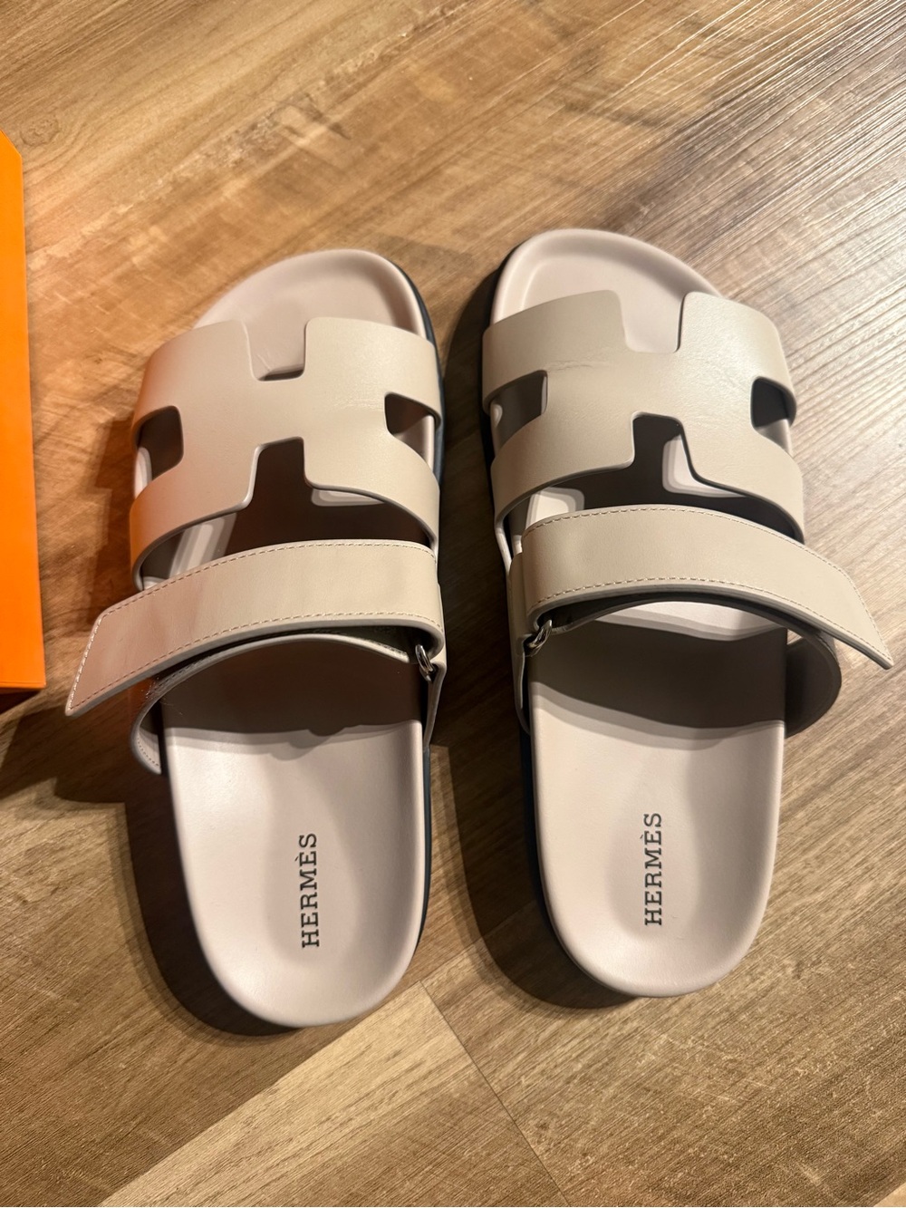 Hermes Chypre Sandals - Picture 3 of 8